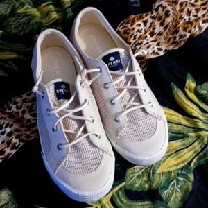 Sperry slip on shoes